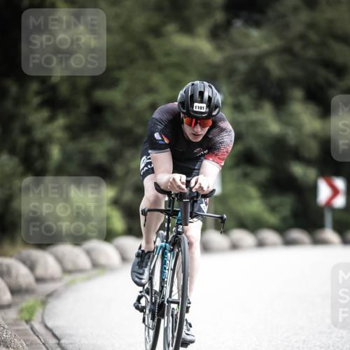 21.06.2026 - 29. Vierlanden-Triathlon H.Heesch http://msf.ph/oto/9926876 21.06.2026 13:29:57 Radfahren 1101 meine-sportfotos.de