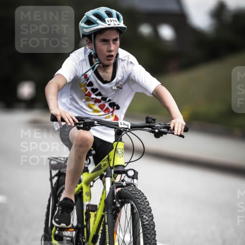 21.06.2026 - 29. Vierlanden-Triathlon H.Heesch http://msf.ph/oto/9926883 21.06.2026 14:59:39 Radfahren 1315, 135 meine-sportfotos.de