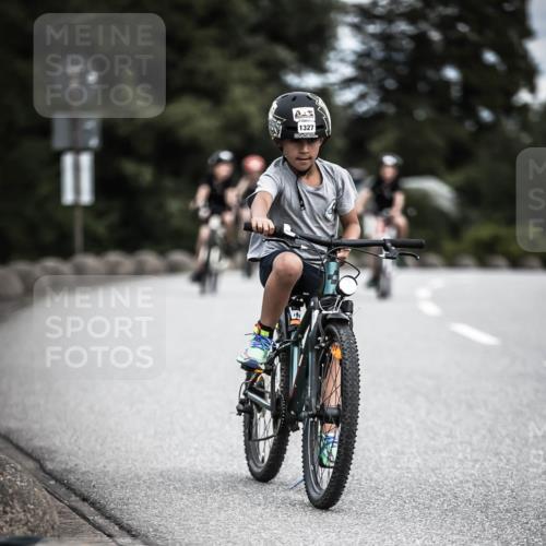 21.06.2026 - 29. Vierlanden-Triathlon H.Heesch http://msf.ph/oto/9926887 21.06.2026 14:59:51 Radfahren 11, 1327 meine-sportfotos.de