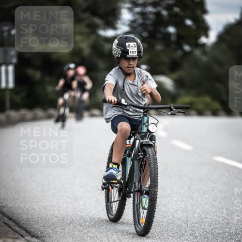21.06.2026 - 29. Vierlanden-Triathlon H.Heesch http://msf.ph/oto/9926894 21.06.2026 14:59:52 Radfahren 11, 1327 meine-sportfotos.de