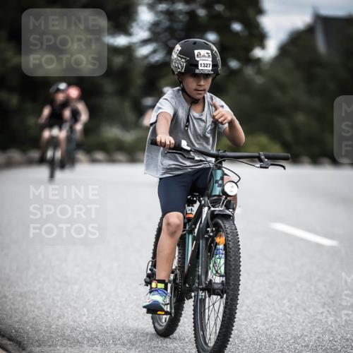 21.06.2026 - 29. Vierlanden-Triathlon H.Heesch http://msf.ph/oto/9926900 21.06.2026 14:59:52 Radfahren 1327 meine-sportfotos.de