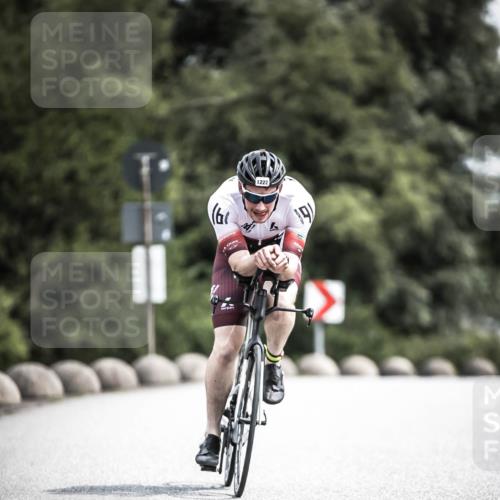 21.06.2026 - 29. Vierlanden-Triathlon H.Heesch http://msf.ph/oto/9926907 21.06.2026 13:30:00 Radfahren 1222, 19 meine-sportfotos.de