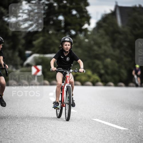 21.06.2026 - 29. Vierlanden-Triathlon H.Heesch http://msf.ph/oto/9926914 21.06.2026 14:59:54 Radfahren 1298 meine-sportfotos.de