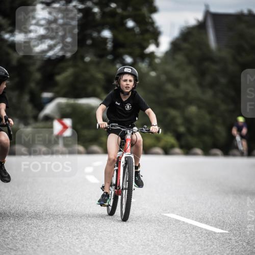 21.06.2026 - 29. Vierlanden-Triathlon H.Heesch http://msf.ph/oto/9926916 21.06.2026 14:59:54 Radfahren 1298 meine-sportfotos.de
