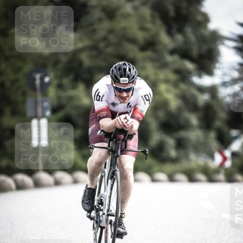 21.06.2026 - 29. Vierlanden-Triathlon H.Heesch http://msf.ph/oto/9926917 21.06.2026 13:30:01 Radfahren 1222, 11, 19 meine-sportfotos.de