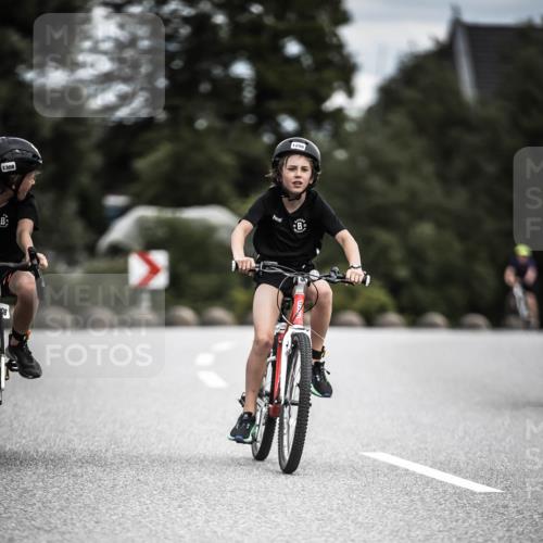 21.06.2026 - 29. Vierlanden-Triathlon H.Heesch http://msf.ph/oto/9926918 21.06.2026 14:59:54 Radfahren 1308, 08, 1298 meine-sportfotos.de