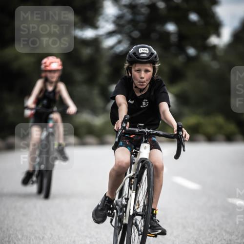 21.06.2026 - 29. Vierlanden-Triathlon H.Heesch http://msf.ph/oto/9926924 21.06.2026 14:59:55 Radfahren 1308 meine-sportfotos.de