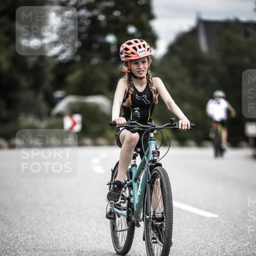 21.06.2026 - 29. Vierlanden-Triathlon H.Heesch http://msf.ph/oto/9926938 21.06.2026 14:59:57 Radfahren 1310 meine-sportfotos.de