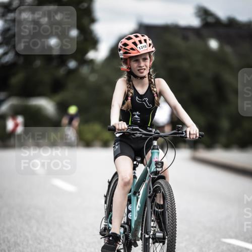 21.06.2026 - 29. Vierlanden-Triathlon H.Heesch http://msf.ph/oto/9926948 21.06.2026 14:59:57 Radfahren 1310 meine-sportfotos.de