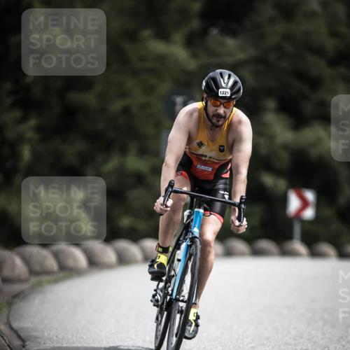21.06.2026 - 29. Vierlanden-Triathlon H.Heesch http://msf.ph/oto/9926951 21.06.2026 13:30:24 Radfahren 1221 meine-sportfotos.de