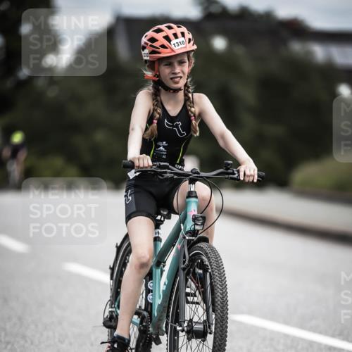 21.06.2026 - 29. Vierlanden-Triathlon H.Heesch http://msf.ph/oto/9926956 21.06.2026 14:59:57 Radfahren 1310, 310 meine-sportfotos.de