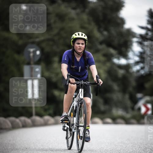 21.06.2026 - 29. Vierlanden-Triathlon H.Heesch http://msf.ph/oto/9926958 21.06.2026 15:00:07 Radfahren 11 meine-sportfotos.de