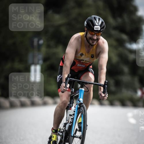 21.06.2026 - 29. Vierlanden-Triathlon H.Heesch http://msf.ph/oto/9926965 21.06.2026 13:30:24 Radfahren 1221 meine-sportfotos.de