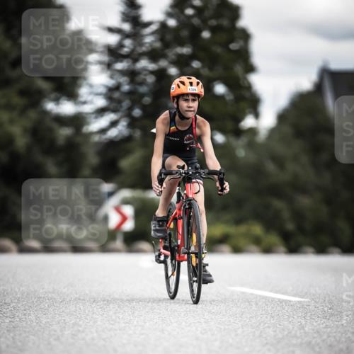 21.06.2026 - 29. Vierlanden-Triathlon H.Heesch http://msf.ph/oto/9926968 21.06.2026 15:00:18 Radfahren 1326 meine-sportfotos.de