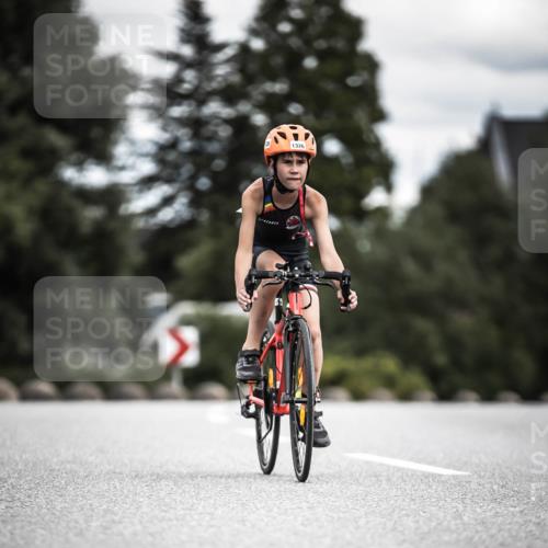 21.06.2026 - 29. Vierlanden-Triathlon H.Heesch http://msf.ph/oto/9926970 21.06.2026 15:00:18 Radfahren 1326 meine-sportfotos.de