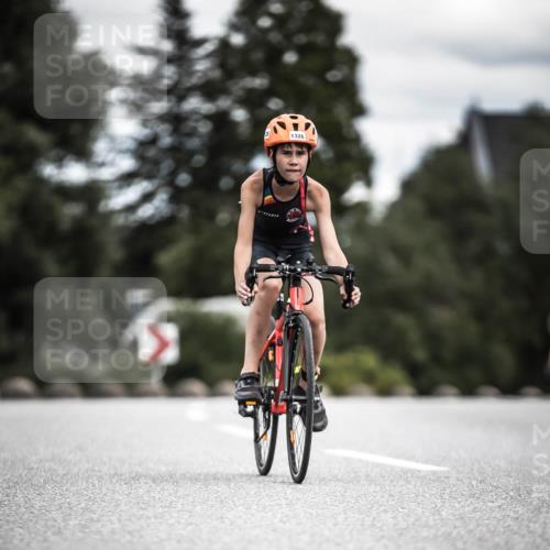 21.06.2026 - 29. Vierlanden-Triathlon H.Heesch http://msf.ph/oto/9926974 21.06.2026 15:00:18 Radfahren 1326 meine-sportfotos.de