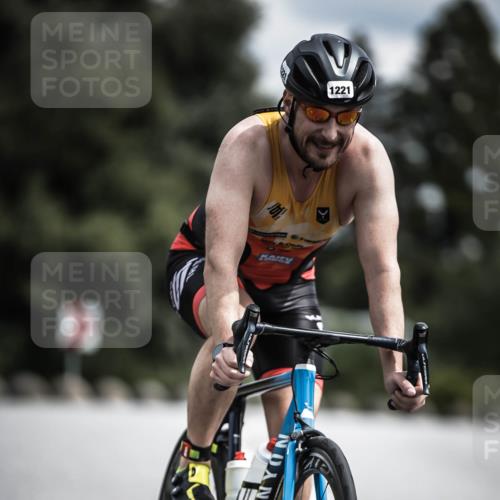 21.06.2026 - 29. Vierlanden-Triathlon H.Heesch http://msf.ph/oto/9926977 21.06.2026 13:30:25 Radfahren 1221 meine-sportfotos.de