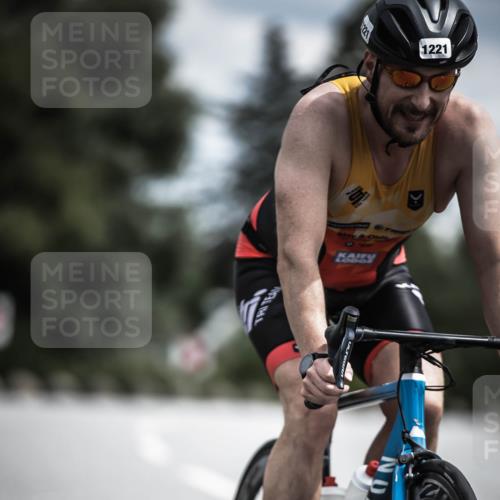 21.06.2026 - 29. Vierlanden-Triathlon H.Heesch http://msf.ph/oto/9926983 21.06.2026 13:30:25 Radfahren 221, 1221 meine-sportfotos.de
