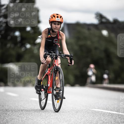 21.06.2026 - 29. Vierlanden-Triathlon H.Heesch http://msf.ph/oto/9926992 21.06.2026 15:00:18 Radfahren 1326 meine-sportfotos.de