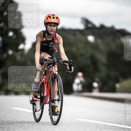 21.06.2026 - 29. Vierlanden-Triathlon H.Heesch http://msf.ph/oto/9926998 21.06.2026 15:00:18 Radfahren 1326 meine-sportfotos.de
