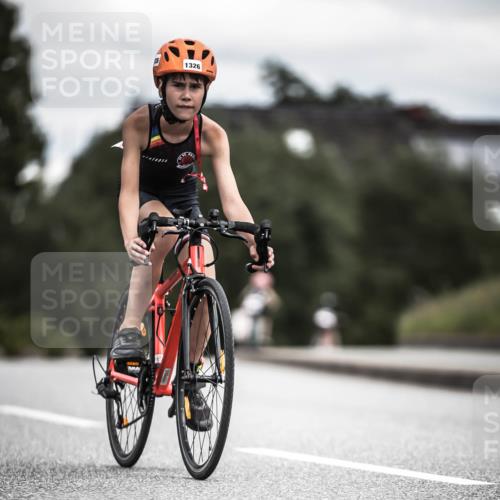 21.06.2026 - 29. Vierlanden-Triathlon H.Heesch http://msf.ph/oto/9927002 21.06.2026 15:00:18 Radfahren 1326 meine-sportfotos.de