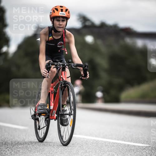 21.06.2026 - 29. Vierlanden-Triathlon H.Heesch http://msf.ph/oto/9927004 21.06.2026 15:00:18 Radfahren 1326 meine-sportfotos.de