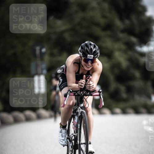 21.06.2026 - 29. Vierlanden-Triathlon H.Heesch http://msf.ph/oto/9927005 21.06.2026 13:30:37 Radfahren 1207 meine-sportfotos.de