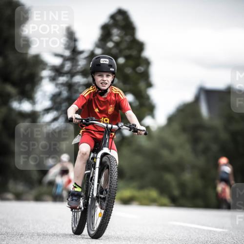 21.06.2026 - 29. Vierlanden-Triathlon H.Heesch http://msf.ph/oto/9927008 21.06.2026 15:00:39 Radfahren 1295 meine-sportfotos.de