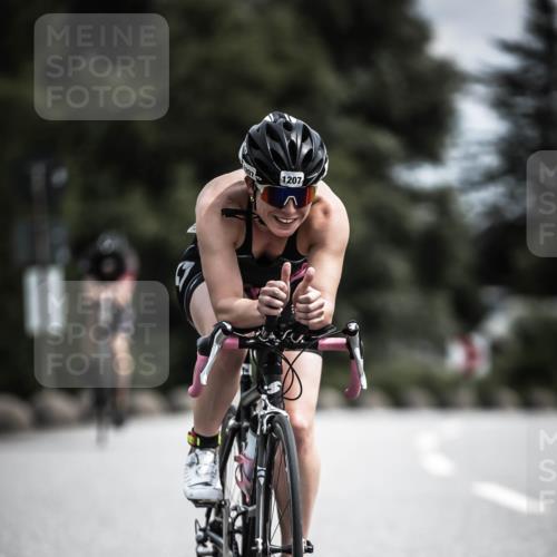 21.06.2026 - 29. Vierlanden-Triathlon H.Heesch http://msf.ph/oto/9927013 21.06.2026 13:30:37 Radfahren 1207 meine-sportfotos.de