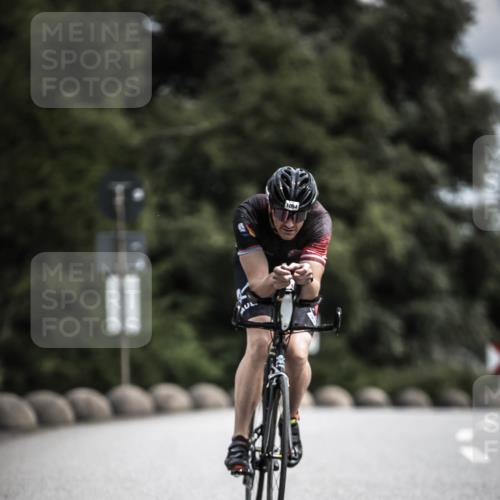 21.06.2026 - 29. Vierlanden-Triathlon H.Heesch http://msf.ph/oto/9927033 21.06.2026 13:30:39 Radfahren 1094 meine-sportfotos.de