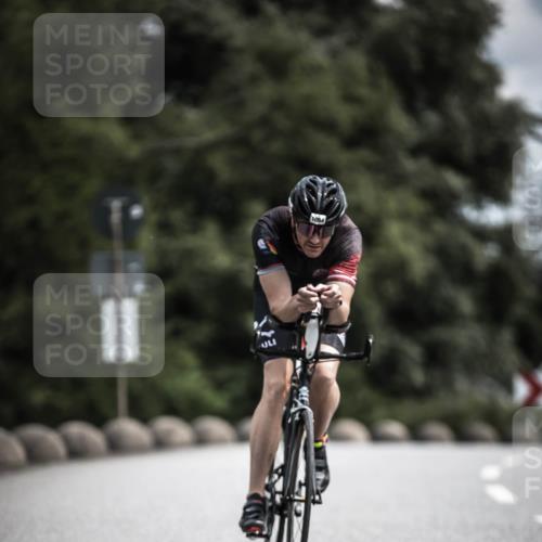 21.06.2026 - 29. Vierlanden-Triathlon H.Heesch http://msf.ph/oto/9927035 21.06.2026 13:30:39 Radfahren 1094 meine-sportfotos.de