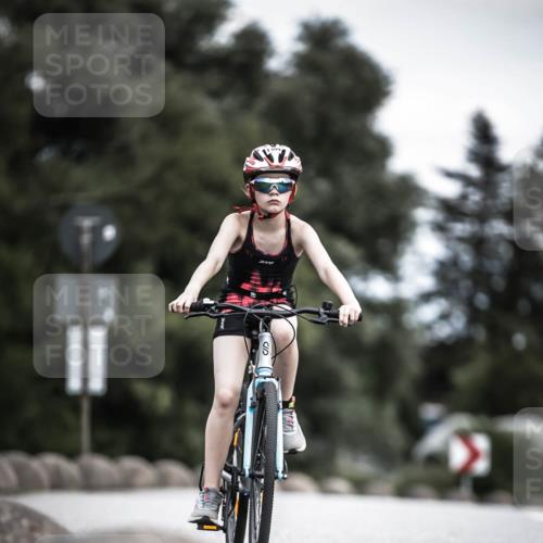 21.06.2026 - 29. Vierlanden-Triathlon H.Heesch http://msf.ph/oto/9927040 21.06.2026 15:00:48 Radfahren 11 meine-sportfotos.de