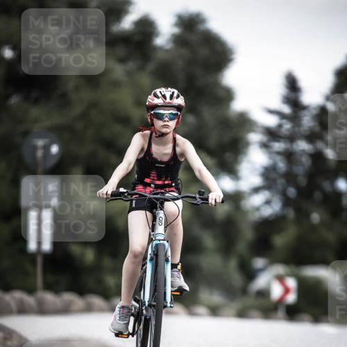 21.06.2026 - 29. Vierlanden-Triathlon H.Heesch http://msf.ph/oto/9927044 21.06.2026 15:00:48 Radfahren 11 meine-sportfotos.de