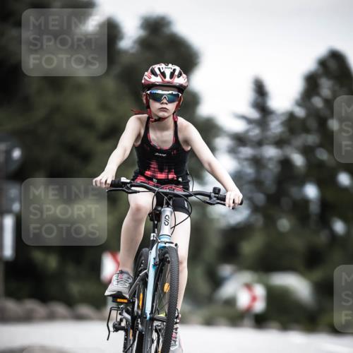 21.06.2026 - 29. Vierlanden-Triathlon H.Heesch http://msf.ph/oto/9927048 21.06.2026 15:00:48 Radfahren 1309 meine-sportfotos.de