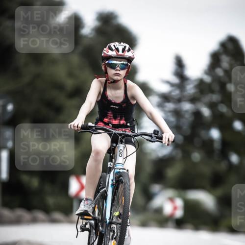 21.06.2026 - 29. Vierlanden-Triathlon H.Heesch http://msf.ph/oto/9927050 21.06.2026 15:00:48 Radfahren 1309 meine-sportfotos.de