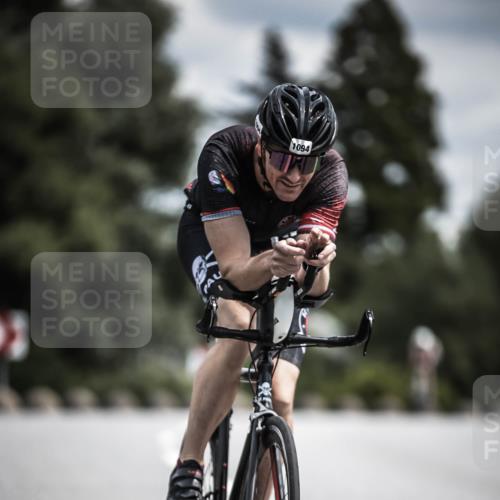 21.06.2026 - 29. Vierlanden-Triathlon H.Heesch http://msf.ph/oto/9927057 21.06.2026 13:30:39 Radfahren 1094 meine-sportfotos.de