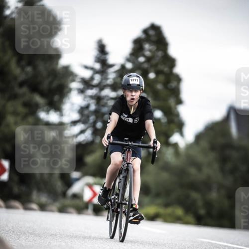 21.06.2026 - 29. Vierlanden-Triathlon H.Heesch http://msf.ph/oto/9927070 21.06.2026 15:01:12 Radfahren 1271, 271 meine-sportfotos.de