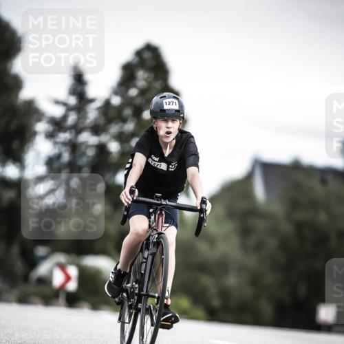 21.06.2026 - 29. Vierlanden-Triathlon H.Heesch http://msf.ph/oto/9927084 21.06.2026 15:01:12 Radfahren 1271, 271 meine-sportfotos.de