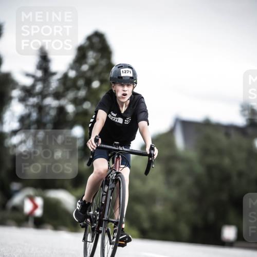 21.06.2026 - 29. Vierlanden-Triathlon H.Heesch http://msf.ph/oto/9927088 21.06.2026 15:01:12 Radfahren 1271, 1271 meine-sportfotos.de