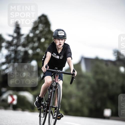 21.06.2026 - 29. Vierlanden-Triathlon H.Heesch http://msf.ph/oto/9927090 21.06.2026 15:01:12 Radfahren 1271, 1271 meine-sportfotos.de
