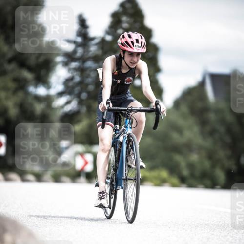 21.06.2026 - 29. Vierlanden-Triathlon H.Heesch http://msf.ph/oto/9927094 21.06.2026 14:54:39 Radfahren 1260 meine-sportfotos.de