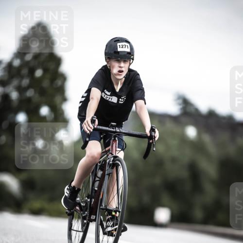 21.06.2026 - 29. Vierlanden-Triathlon H.Heesch http://msf.ph/oto/9927101 21.06.2026 15:01:12 Radfahren 1271, 1271 meine-sportfotos.de