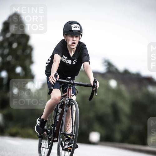 21.06.2026 - 29. Vierlanden-Triathlon H.Heesch http://msf.ph/oto/9927103 21.06.2026 15:01:12 Radfahren 1271, 1271 meine-sportfotos.de