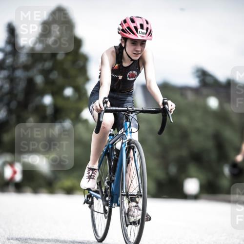21.06.2026 - 29. Vierlanden-Triathlon H.Heesch http://msf.ph/oto/9927110 21.06.2026 14:54:39 Radfahren 1260 meine-sportfotos.de
