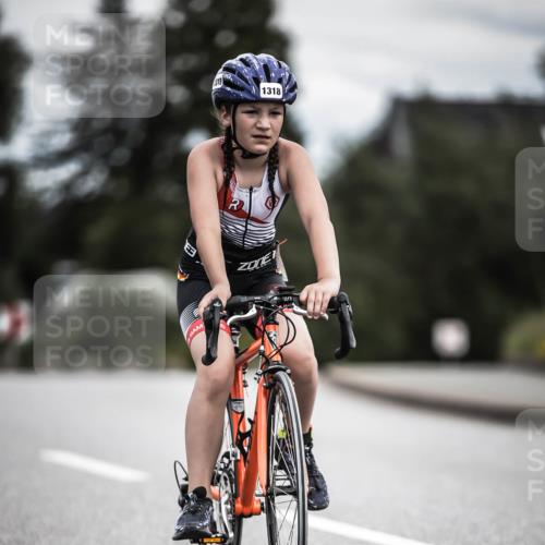 21.06.2026 - 29. Vierlanden-Triathlon H.Heesch http://msf.ph/oto/9927133 21.06.2026 15:02:18 Radfahren 1318 meine-sportfotos.de