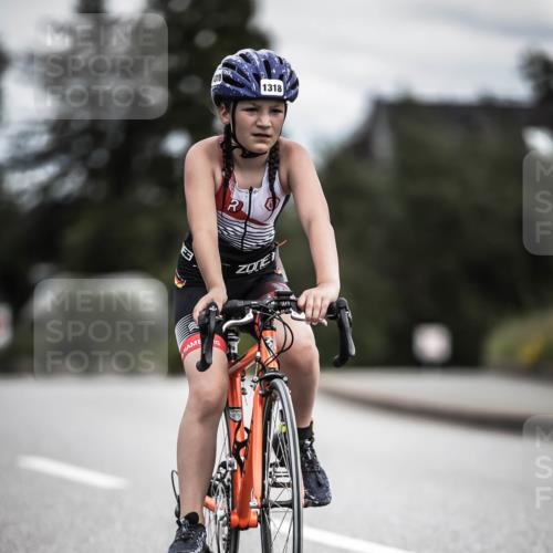21.06.2026 - 29. Vierlanden-Triathlon H.Heesch http://msf.ph/oto/9927135 21.06.2026 15:02:18 Radfahren 1318 meine-sportfotos.de