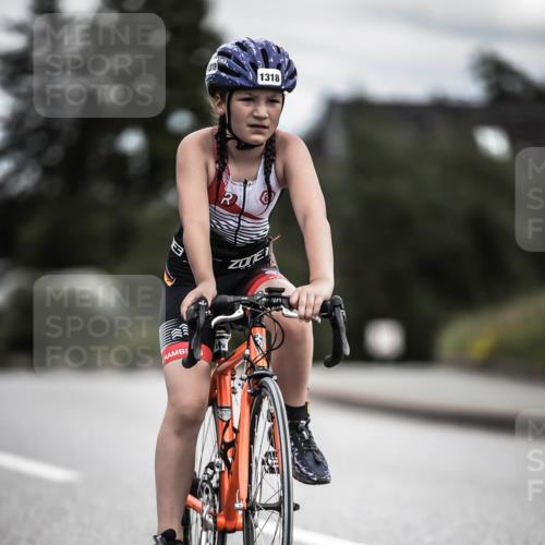 21.06.2026 - 29. Vierlanden-Triathlon H.Heesch http://msf.ph/oto/9927140 21.06.2026 15:02:19 Radfahren 1318 meine-sportfotos.de