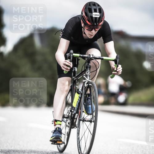21.06.2026 - 29. Vierlanden-Triathlon H.Heesch http://msf.ph/oto/9927141 21.06.2026 14:54:59 Radfahren 1244 meine-sportfotos.de