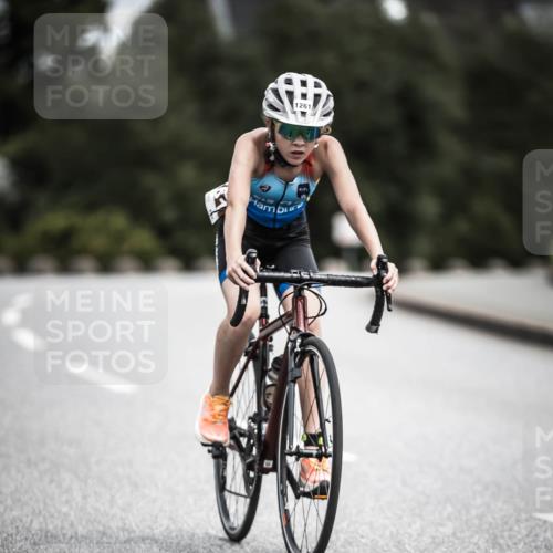 21.06.2026 - 29. Vierlanden-Triathlon H.Heesch http://msf.ph/oto/9927145 21.06.2026 14:55:27 Radfahren 1261 meine-sportfotos.de