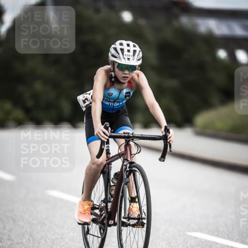21.06.2026 - 29. Vierlanden-Triathlon H.Heesch http://msf.ph/oto/9927151 21.06.2026 14:55:27 Radfahren 1261 meine-sportfotos.de